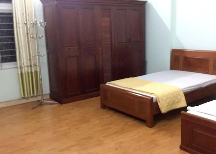 Bed and breakfast Nhà Nghỉ Ben Biẻn *